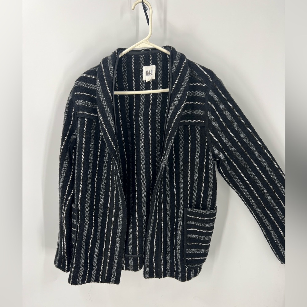 Gap Wool Blend Hook Eye Closure, Patch Pocket, Sh… - image 4